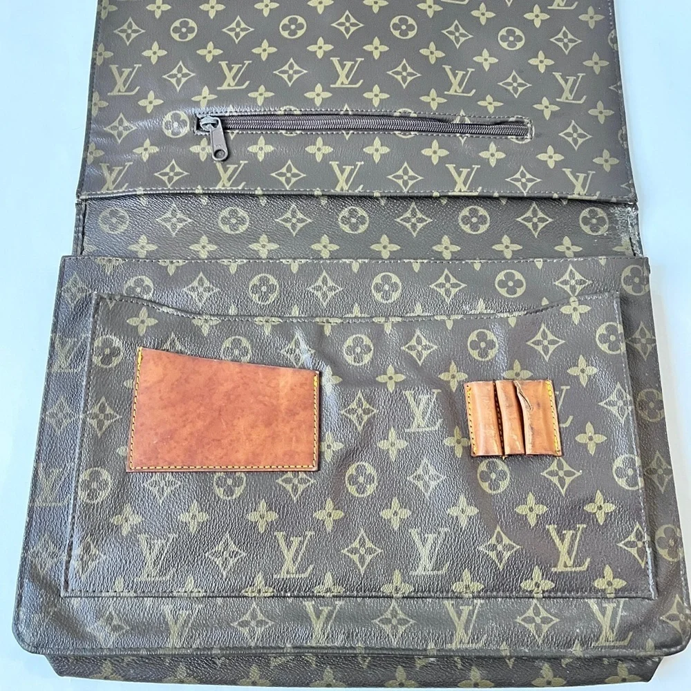 Louis Vuitton Vintage 80s Monogram Document Folding Laptop Portfolio Clutch